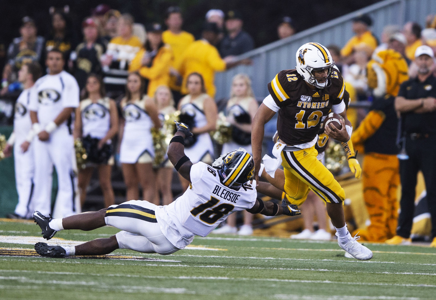 Missouri Wyoming Football